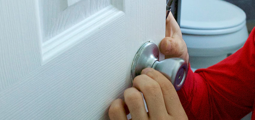Vintage Door Knob Replacement in Clovis, CA